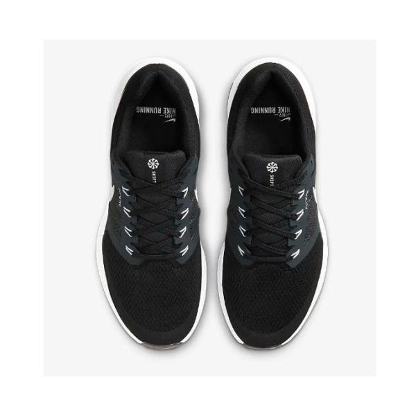 Nike Baskets Homme RUN SWIFT 3